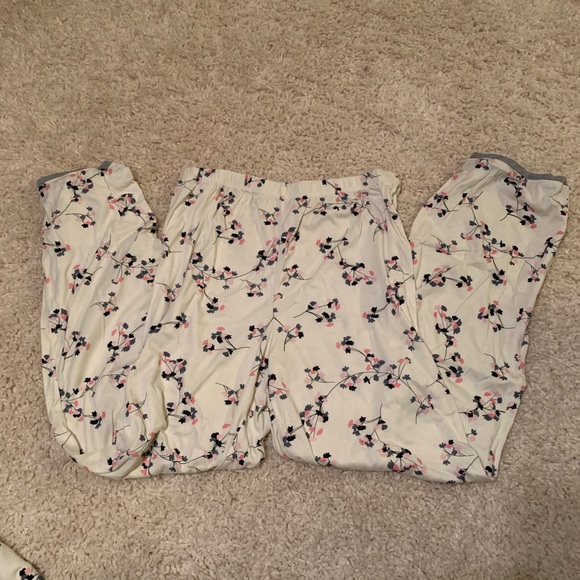 Softest Pajamas Ever! New With Tags - Picture 2 of 4